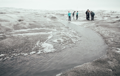 JSEP students measure the depth of permafrost on the ice sheet at Point 660.