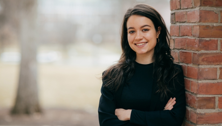 Anela Arifi '20 portrait