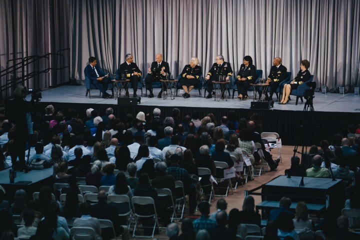 Surgeons general gather for a panel at Dartmouth