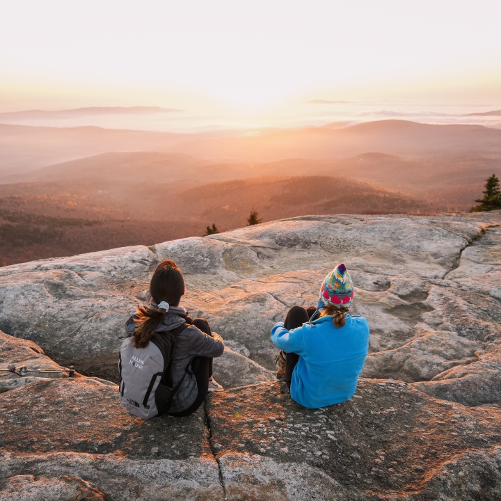 Sunrise hike on Mt. Cardigan