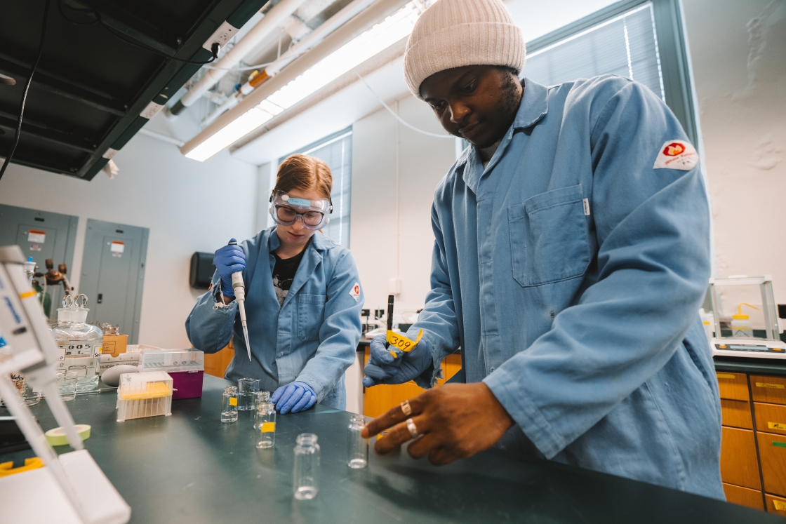 Chem Lab led by Nakyeong Ahn 'GR. Students: Omar Sharief '25, Emmanuel Olasoji '26, Eleanor Chase '25,