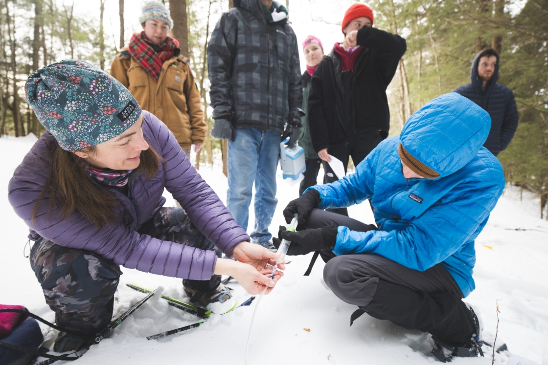 Levi Konrad-Shankland and Caitlin Hicks Pries measuring carbon dioxide levels