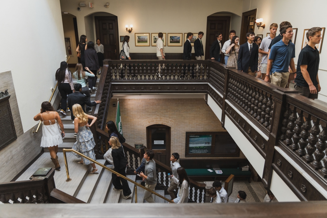 Students ascend Parkhurst stairs