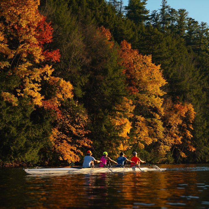 Rowers on the Connecticut River