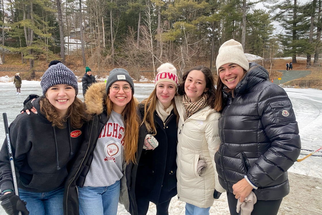 Students pose with Sian Beilock