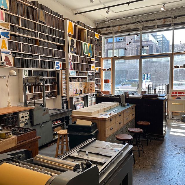 Letterpress printing Photo of poster on a letter press printer